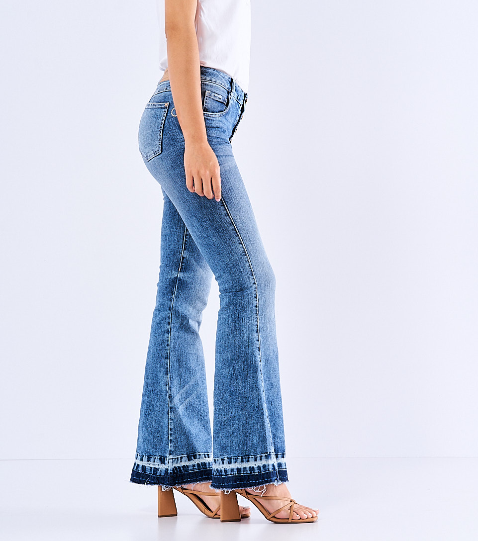 Jean Para Mujer Bota Flare Con Botonera Y Proceso Sidney Pink Derek 827846 AZ