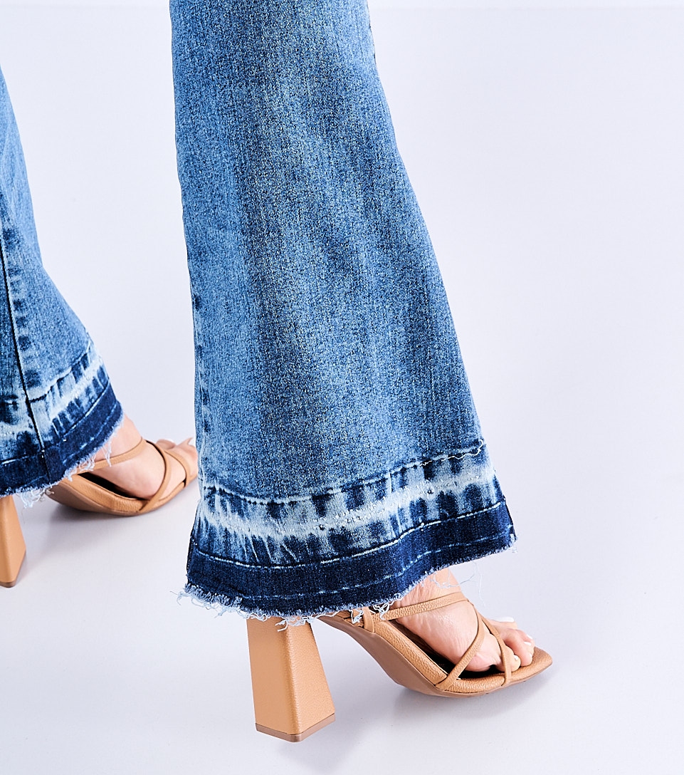 Jean Para Mujer Bota Flare Con Botonera Y Proceso Sidney Pink Derek 827846 AZ