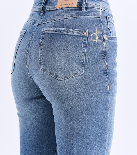 Jean Para Mujer Bota Flare Con Proceso Claro Praga Matilda DerekAZ