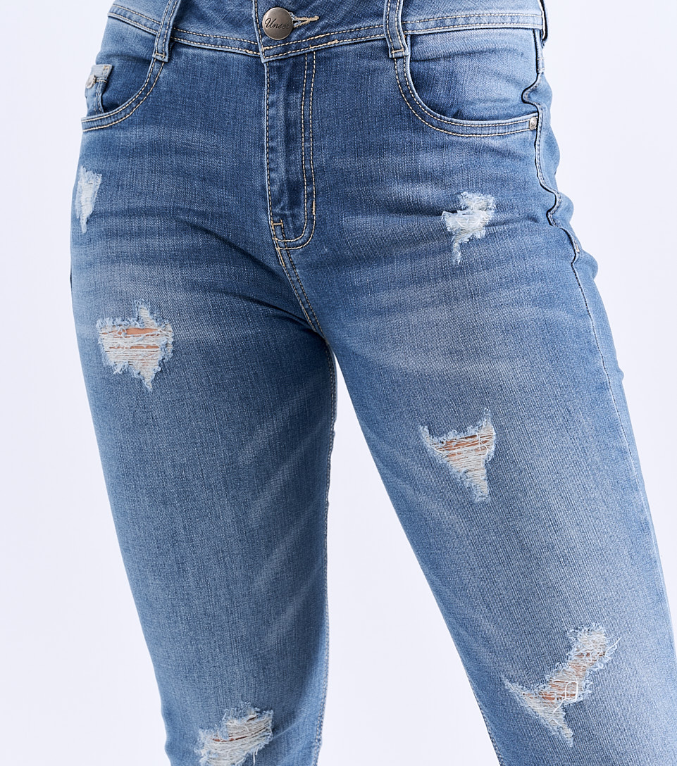 Jean Para Mujer Con Proceso Medio Y Rotos Unser 826869 AZ