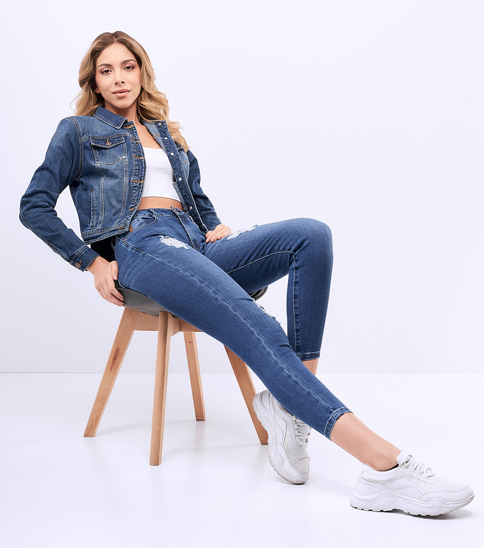 Jean Para Mujer Con Proceso Medio Y Rotos UnserAZ