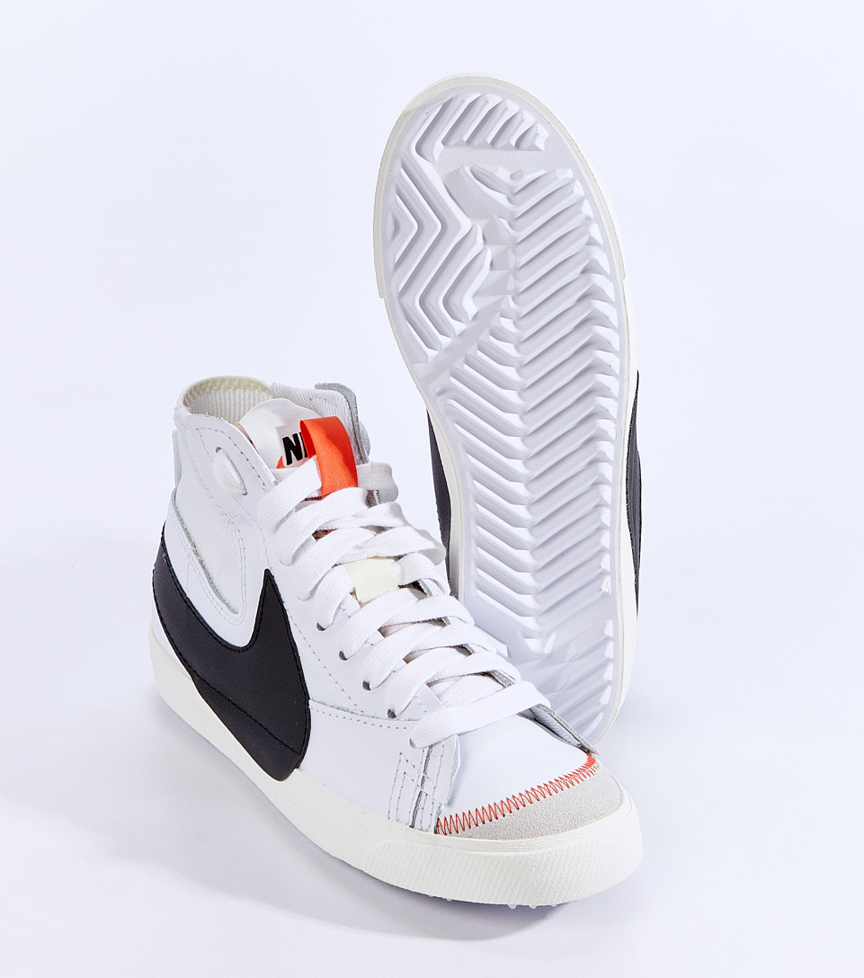 Tenis  Nike Blazer Mid  Nike 122409 BL