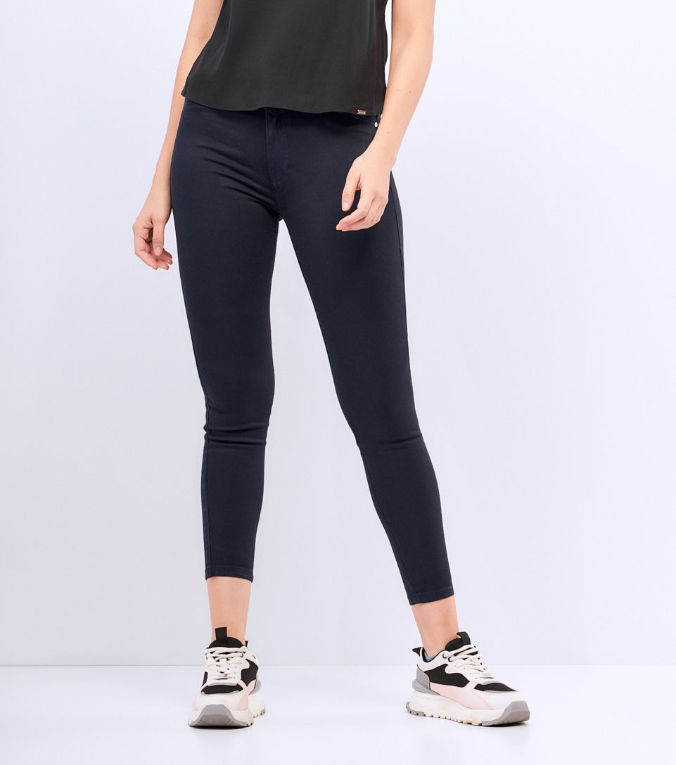 Jean Para Mujer Skinny Pretina Con Corte Barcelona Fernanda DerekAZ