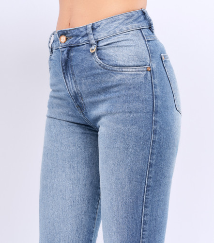 Jean Para Mujer Bota Flare Con Detalle De Proceso En Ruedo Praga Audry DerekAZ