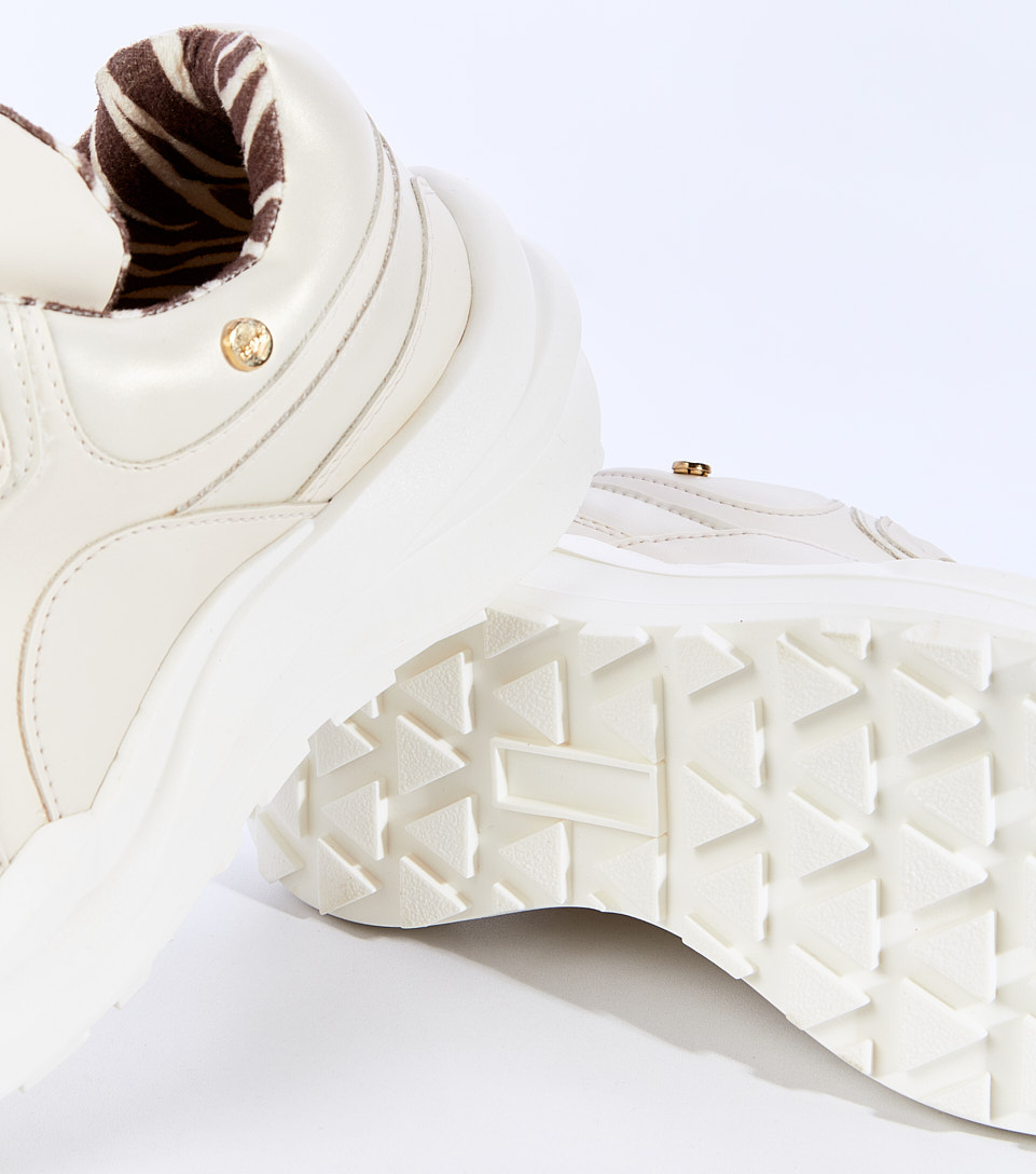 Tenis Para Mujer Con Cordones Y Forro En Animal Print Kendra Derek 828210 AR