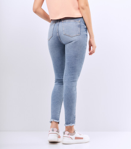 Mili Jean Skinny Hielo TyperAZ