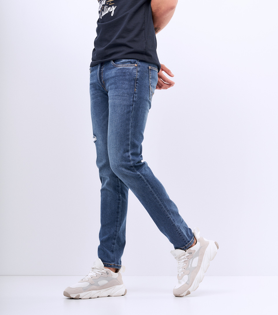Jean Para Hombre Molderia Foil Con Proceso Medio Cinco Bolsillos Unser 829930 AZ