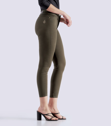 Jean Para Mujer Skinny Pretina Con Corte Barcelona Fernanda DerekVD