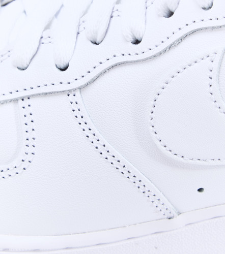 Tenis Nike Air Force 1 07BL