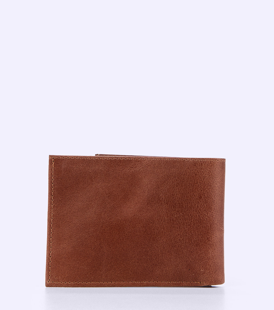 Billetera Para Hombre Unicolor Con Repujado Texto Unser 830942 CF