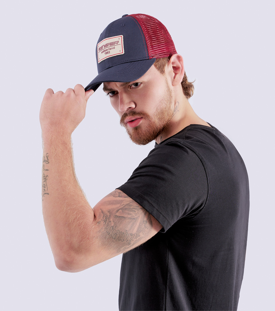 Gorra Para Hombre Combinada Con Malla Y Bordado En Parte Frontal Unser 830970 AZ