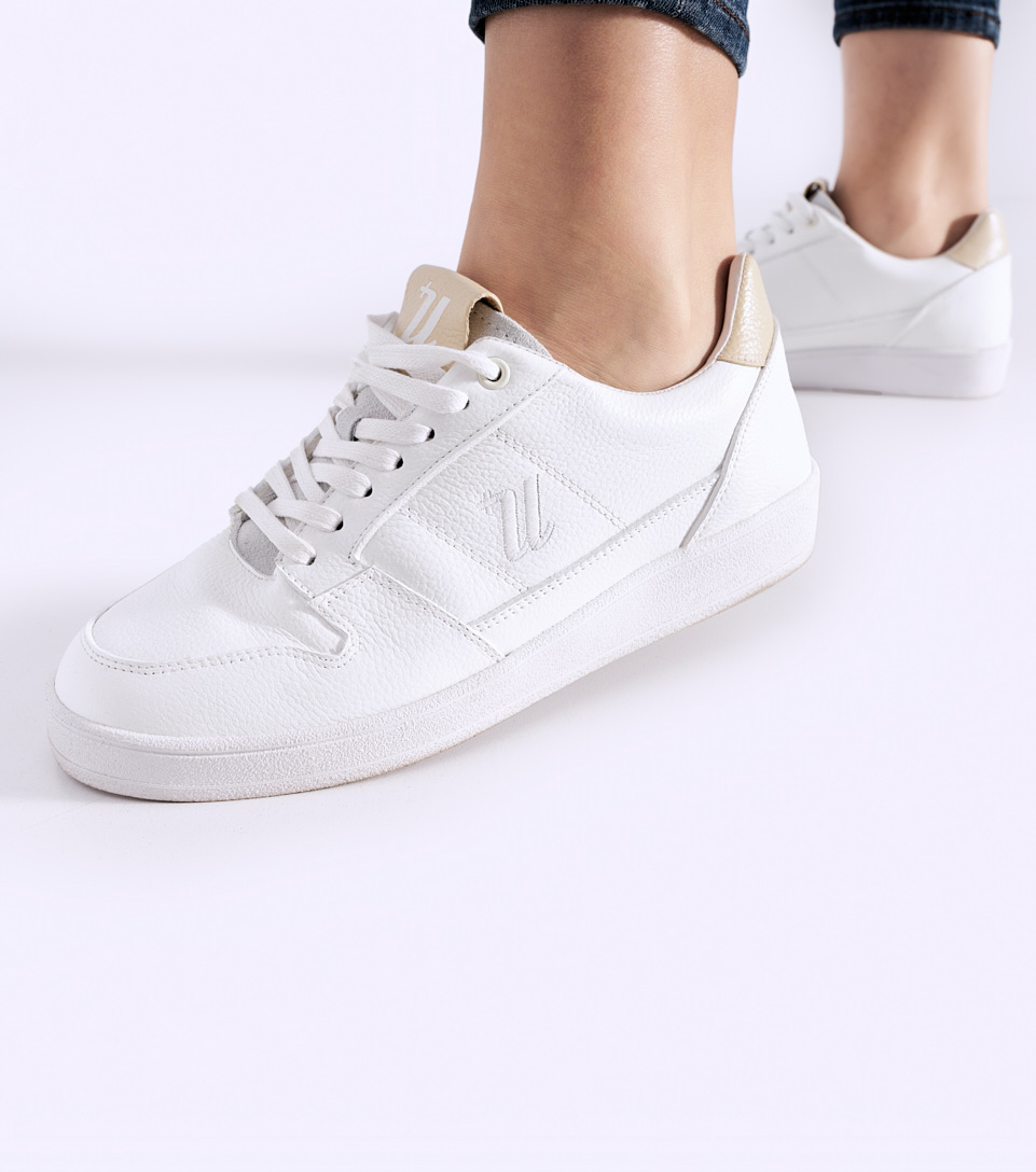 Tenis Para Mujer Combinado Con Bordado De U Unser 830803 BL