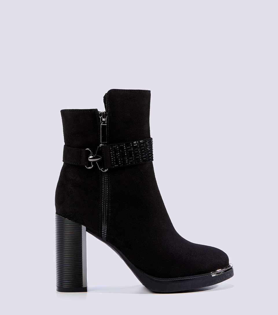 Bota Para Mujer Cana Media Tacon Derek 825779 NG
