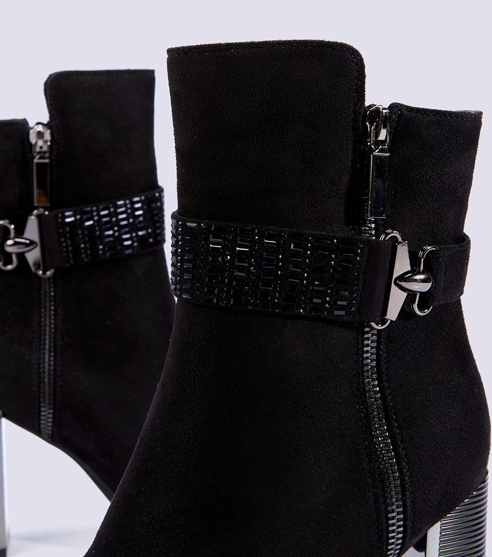 Bota Para Mujer Cana Media Tacon Derek 825779 NG
