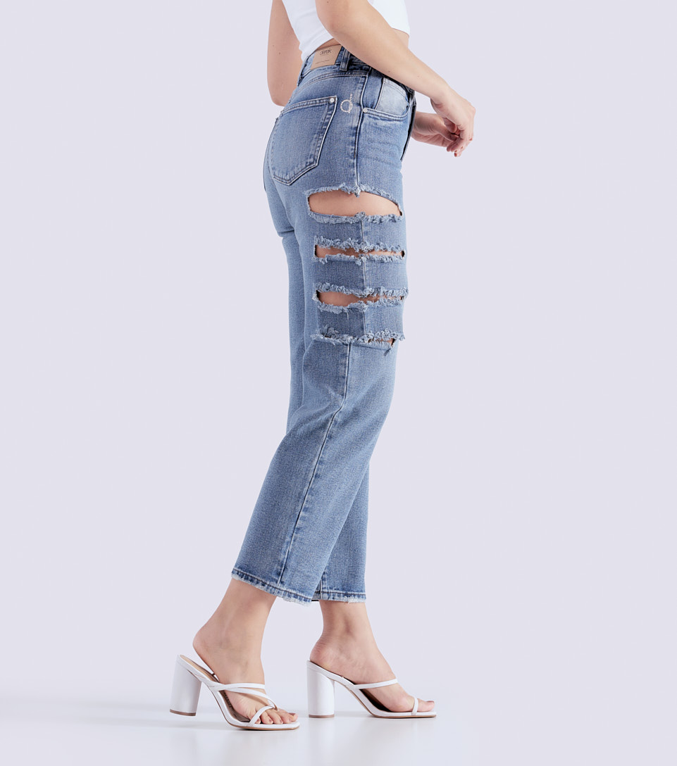 Jean Para Mujer Con Aberturas En Costados Praga Violett Derek 829823 AZ