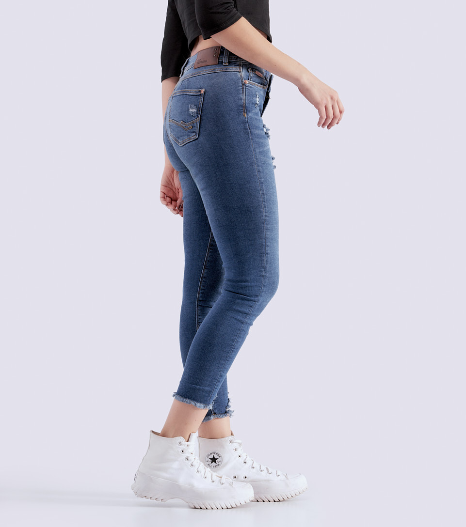 Jean Para Mujer Con Proceso Medio Unser 826868 AZ