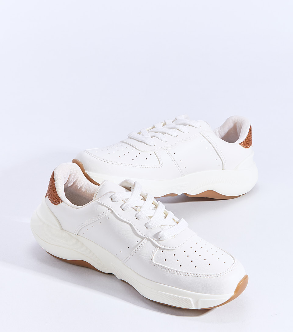 Tenis Dama Unicolor Con Pieza En Contraste 821786 BL
