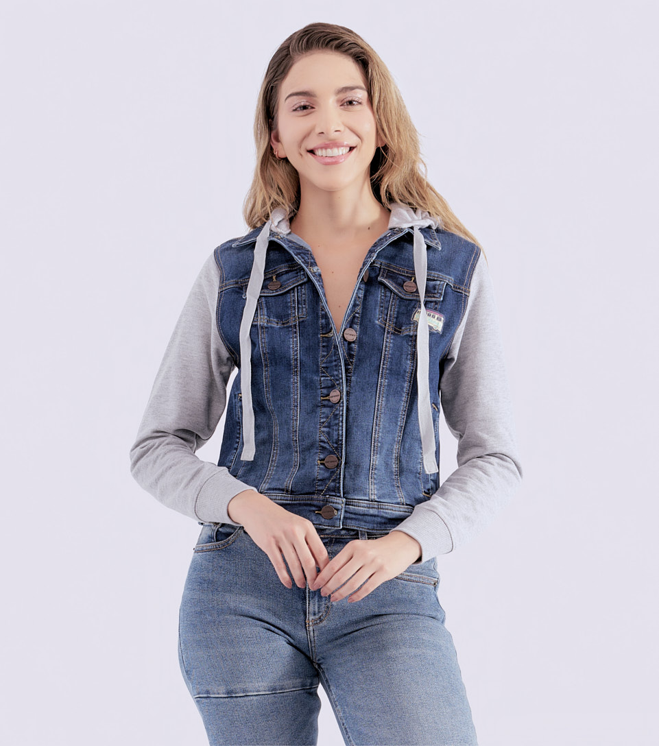 Chaqueta Para Mujer En Indigo Con Capota Y Manga En Burda Unser 830850 AZ