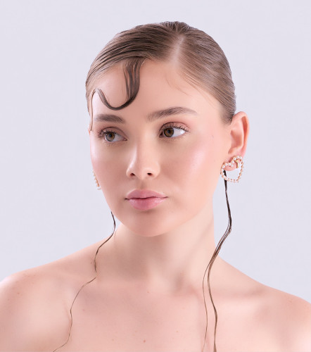 Aretes Forma De Corazon Con Piedra Imitacion Perla DerekBG