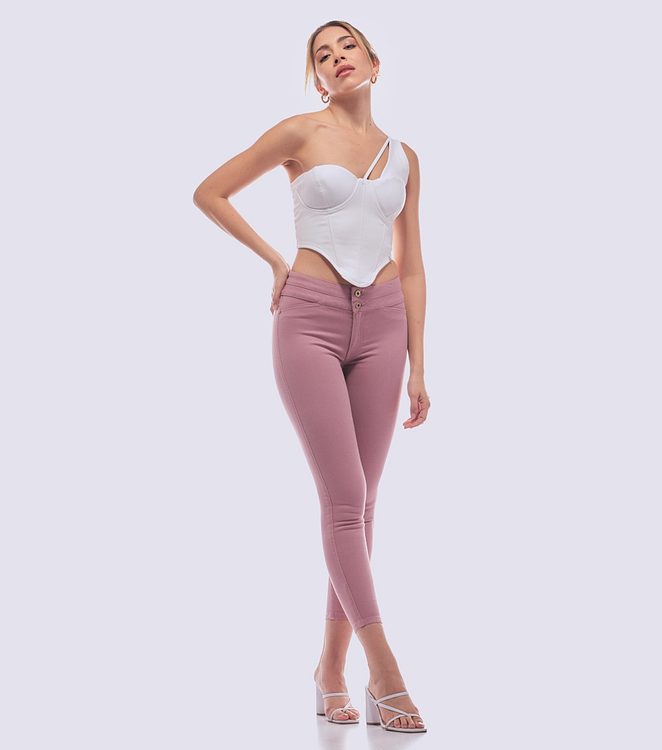 Jean Para Mujer Skinny Pretina Con Corte Barcelona Fernanda Derek 820894 AC