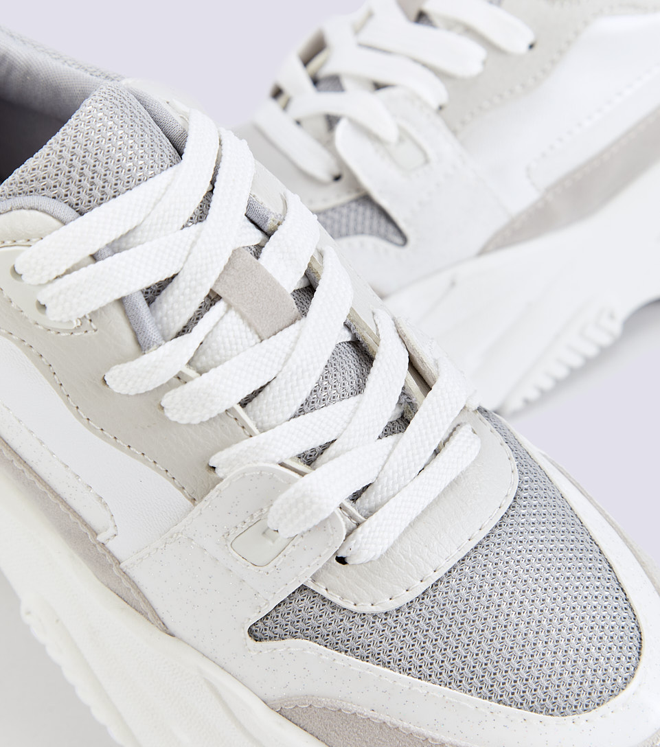 Tenis Para Mujer Con Cordones Y Forro En Contraste Harper Derek 832489 GR