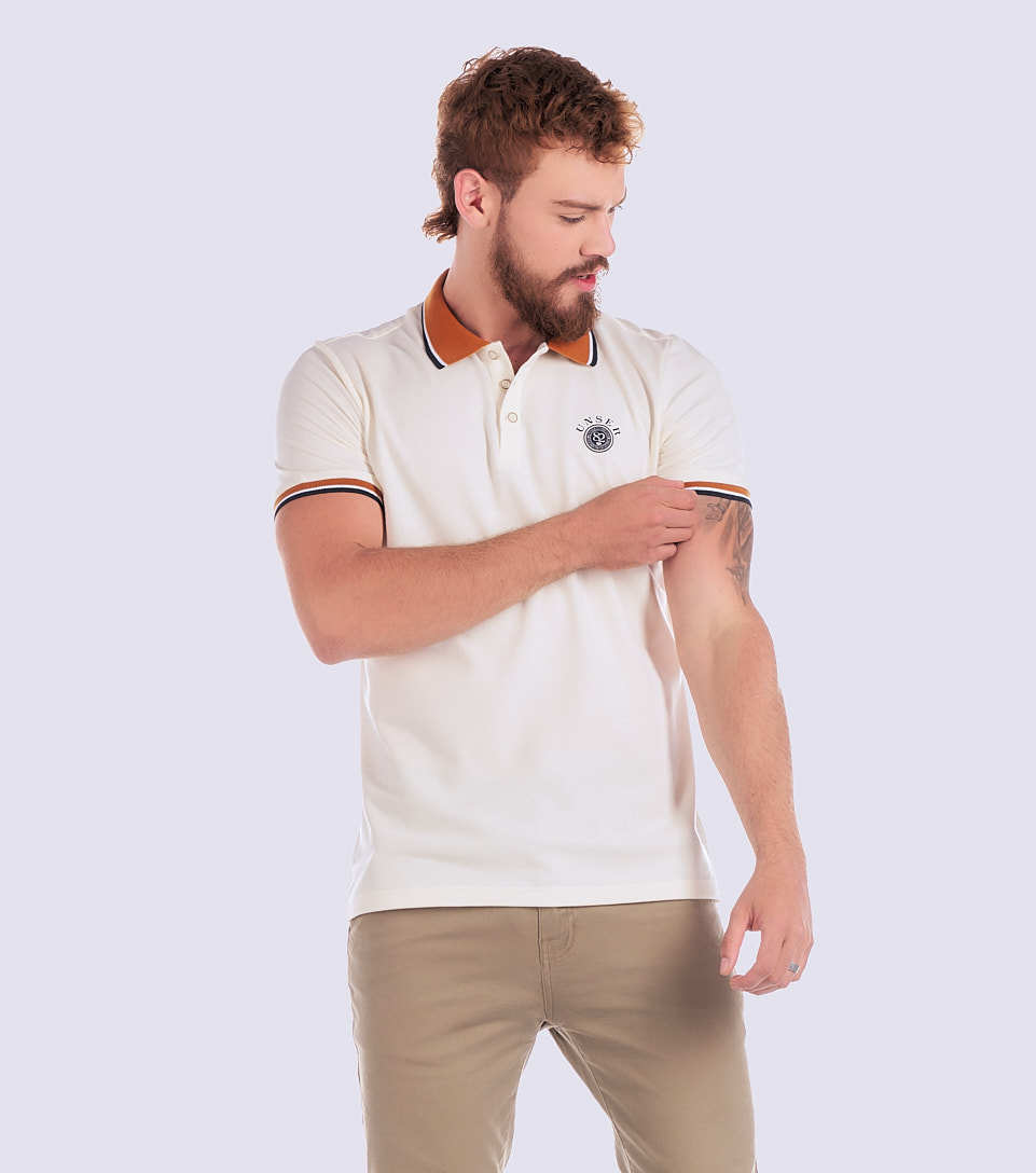 Polo Para Hombre Molderia Slim Unicolor Con Estampado En Delantero Unser 832905 AR