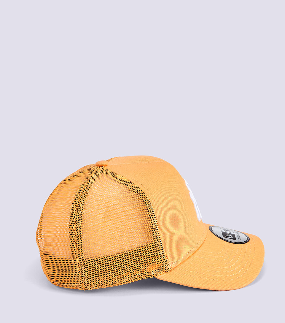 Gorra New Era League Ess Trucker Osfm 125920 NJ