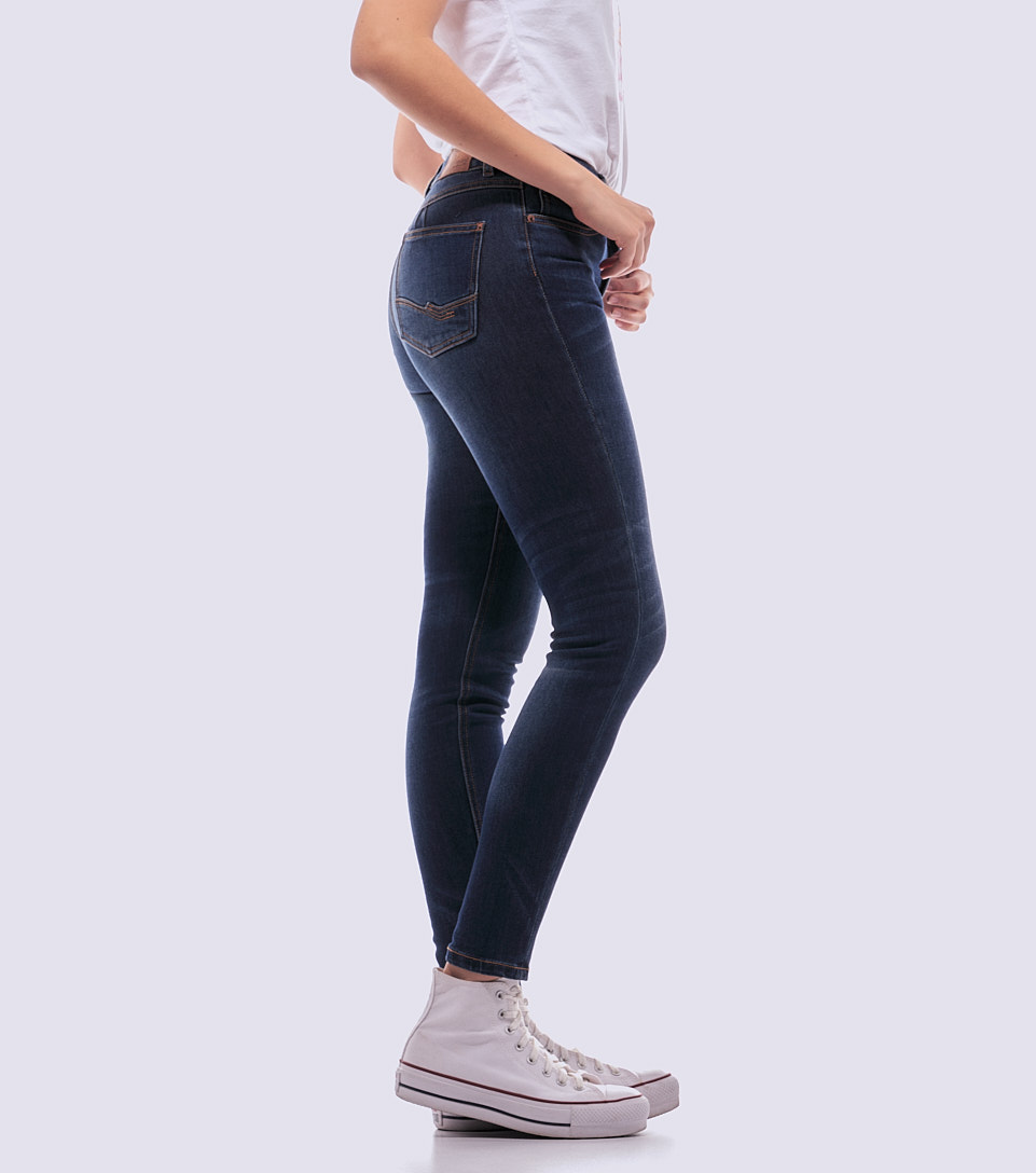 Jean Para Mujer Con Proceso Oscuro Unser 831576 AZ