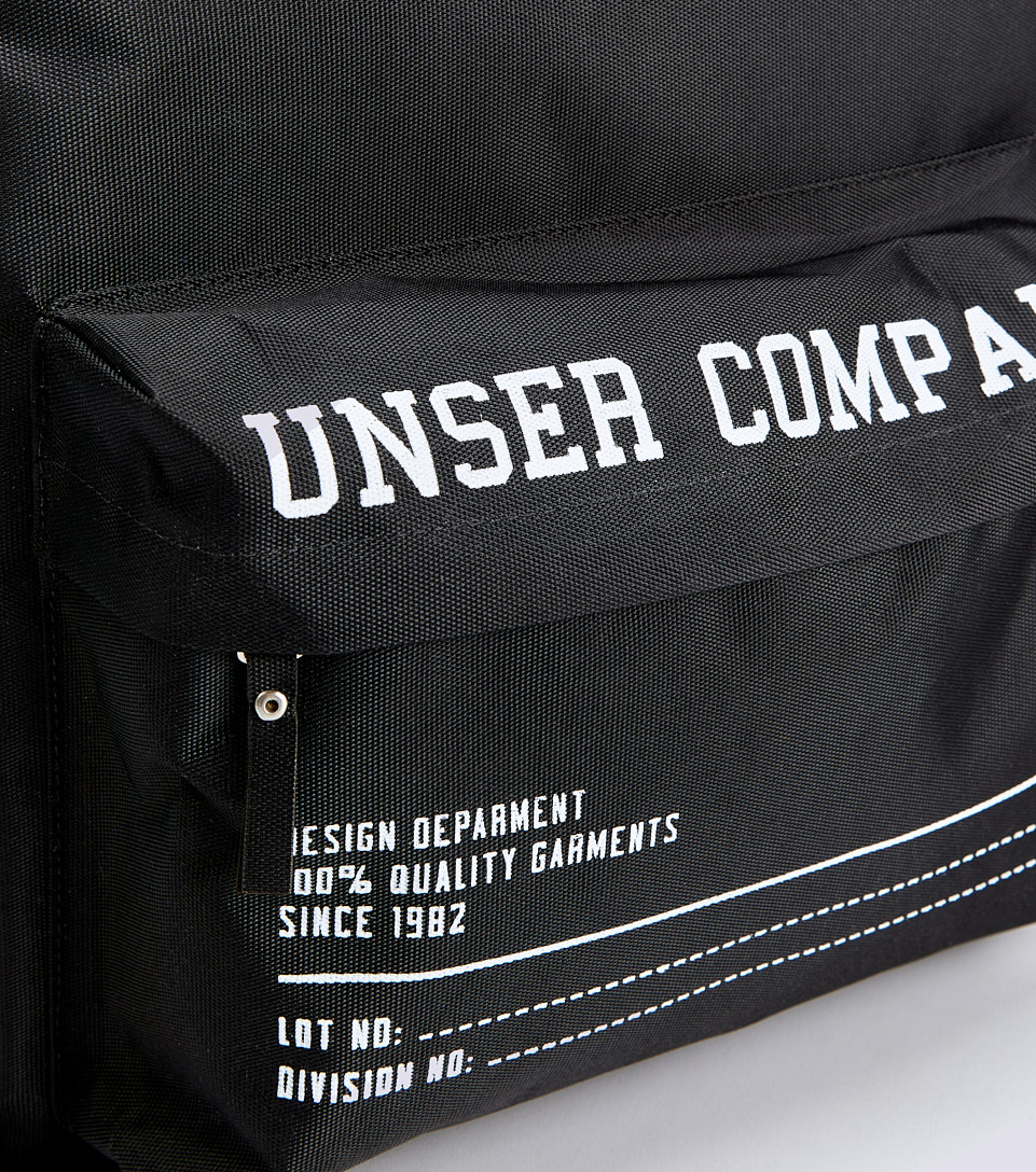 Morral Para Hombre Unicolor Con Bolsillos Y Texto Unser 830981 NG