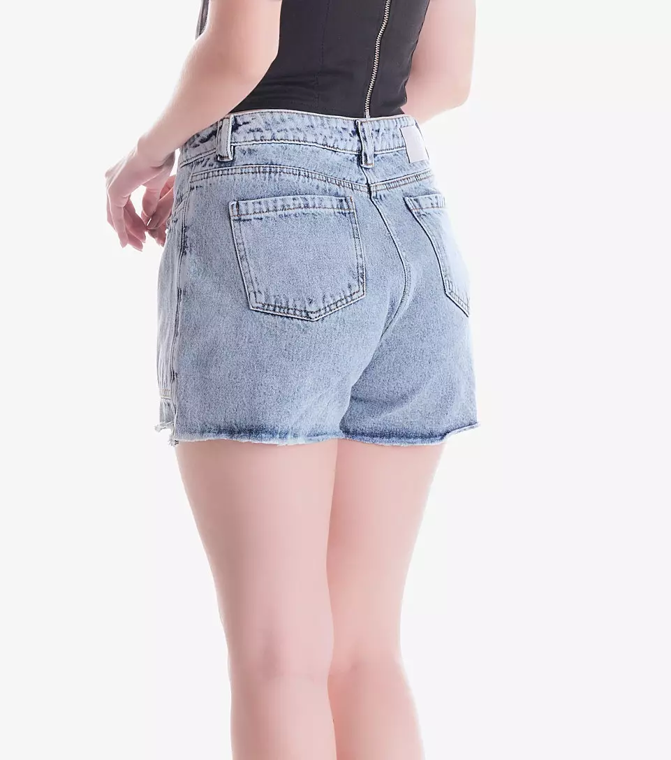 Alicia Short Con Cortes TyperAZ