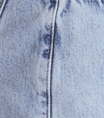 Alicia Short Con Cortes TyperAZ