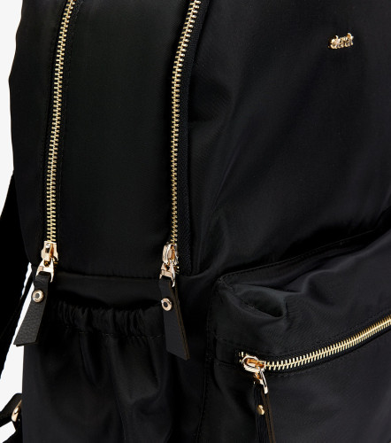 Bolso Para Mujer Tipo Morral Con Herrajes Dorados Shannon DerekNG