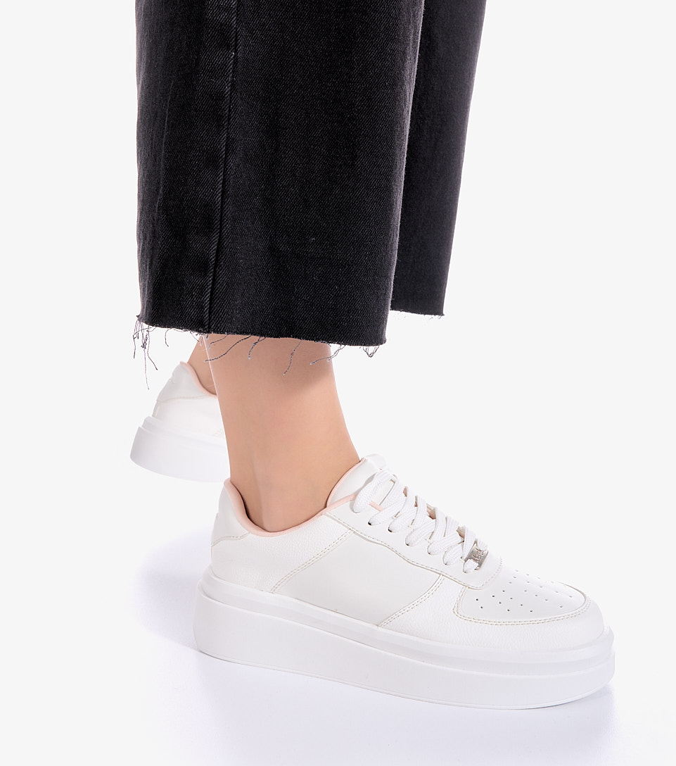 Tenis Para Mujer Con Cordones Y Forro En Contraste Kayla Derek 833234 BL