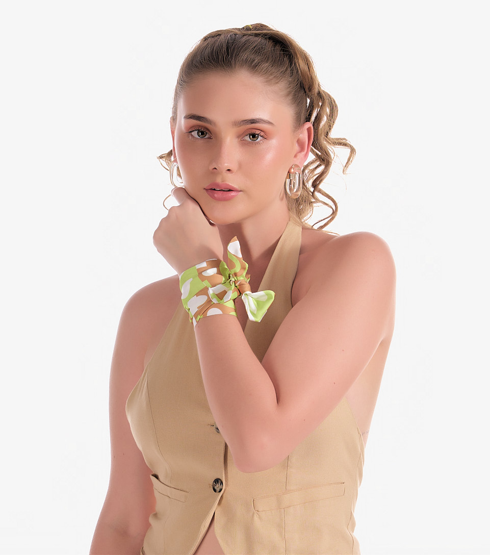 Lili Panoleta Flores Clover 833093 AM