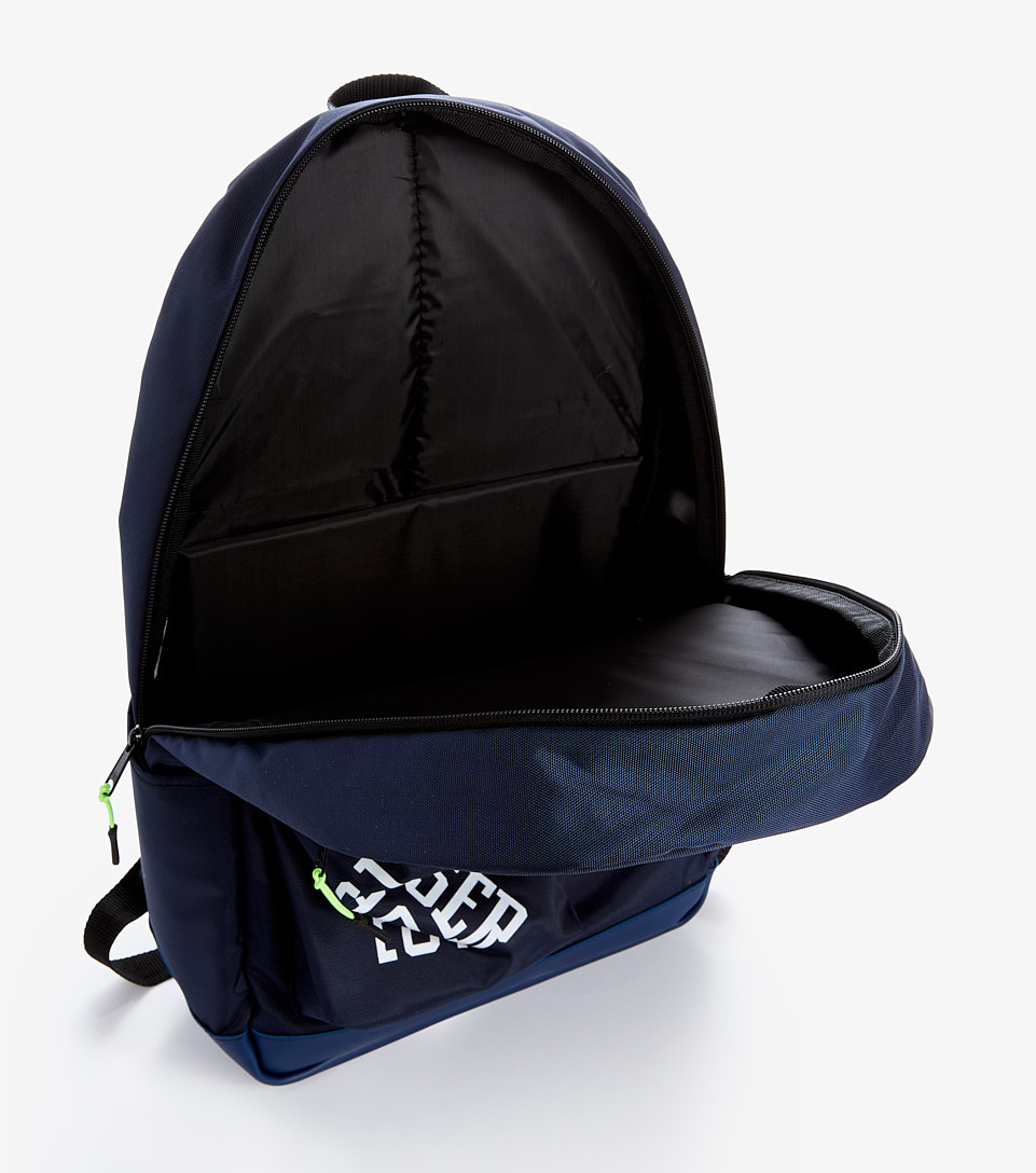 Morral Para Hombre Unicolor Con Bolsillos Y Texto Unser 832971 AZ