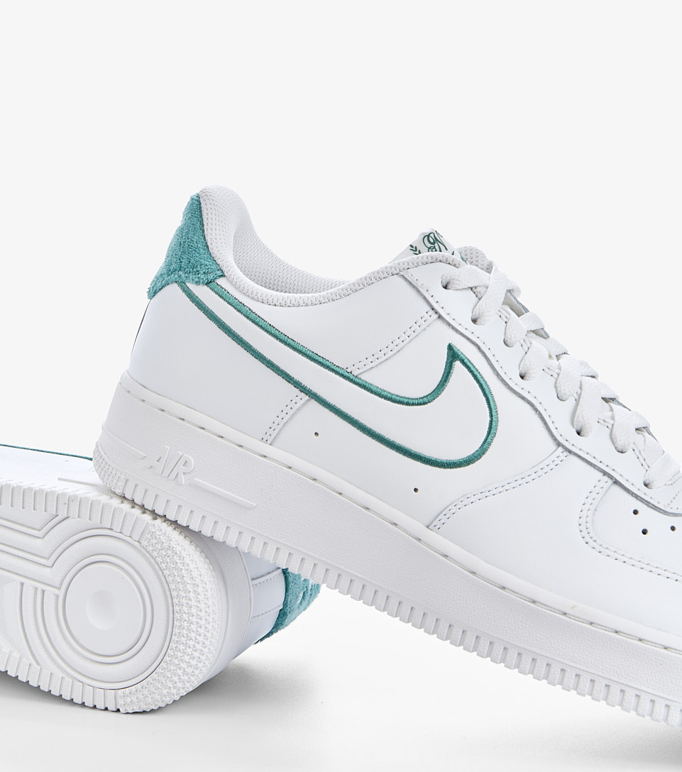 Tenis Nike Air Force One 1 07 Lv8 126077 BL