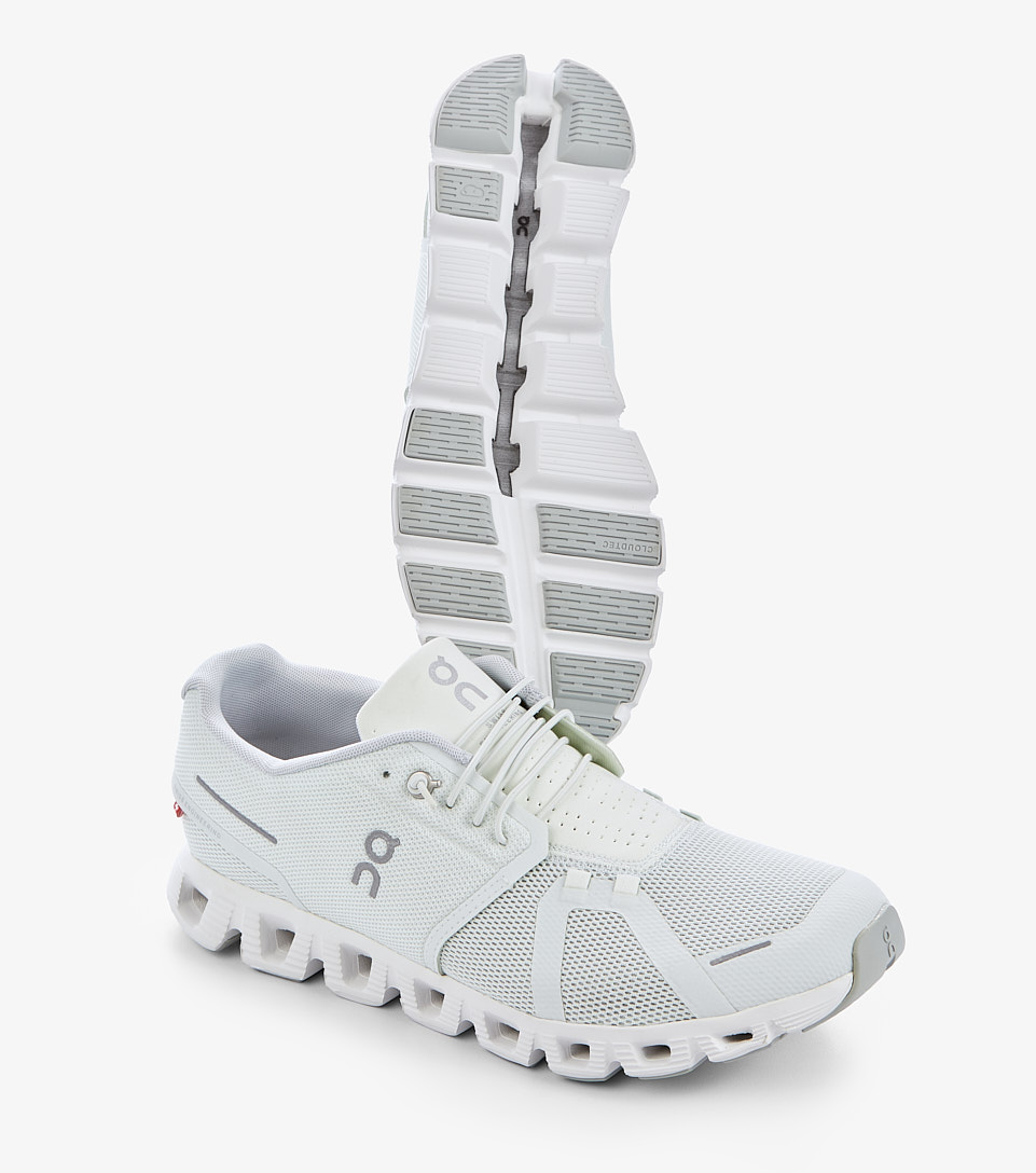 Tenis On Running Cloud 5 126093 BL