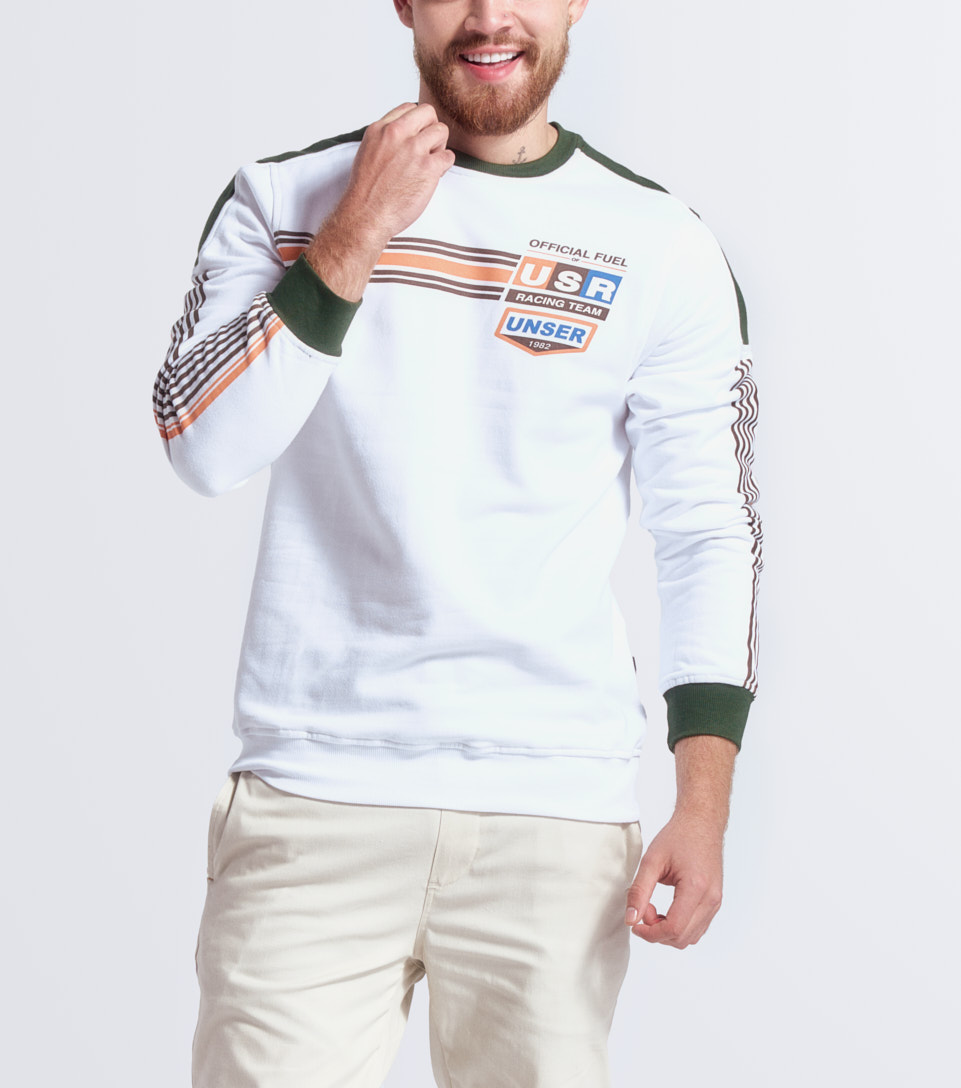 Buzo Cerrado Con Estampado Unser 830811 BL