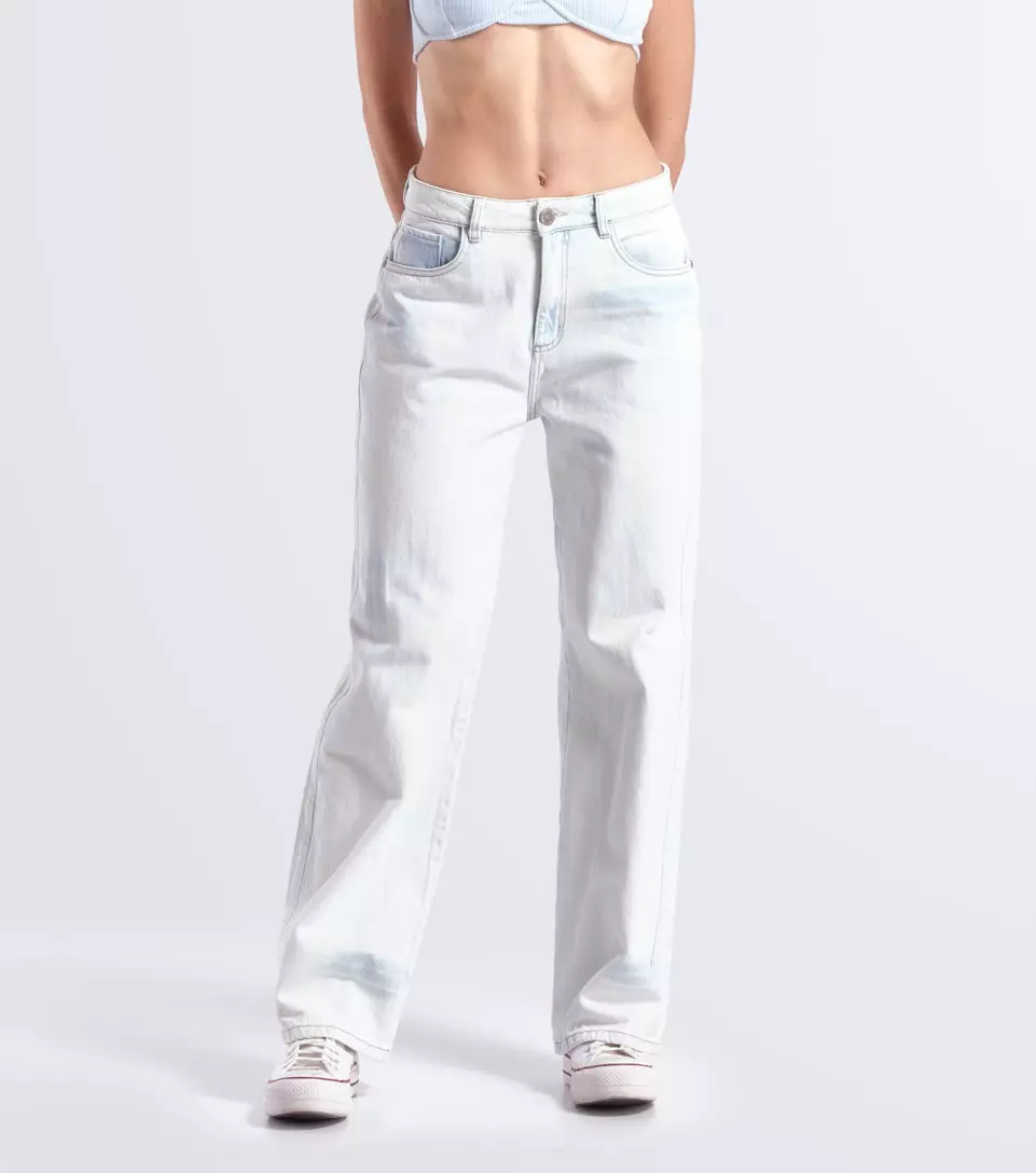 Febe Jean Blanco TyperAZ
