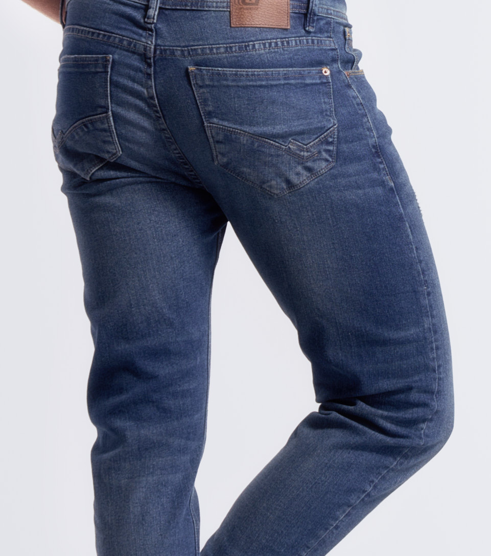 Jean Para Hombre Con Proceso Medio Y Bolsillos Unser 833638 AZ