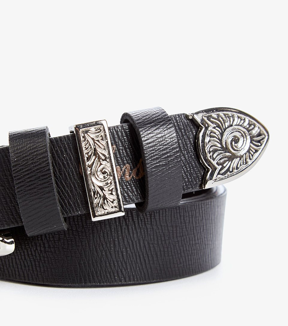 Jimena Correa Unicolor Hebilla Con Textura Unser 833283 NG