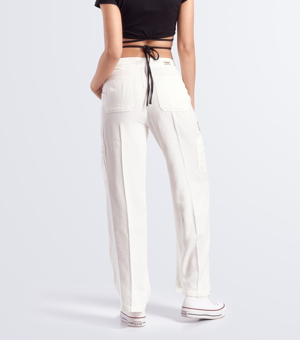 Pantalon Para Mujer Bota Ancha Con Bolsillos Unser 826806 BL