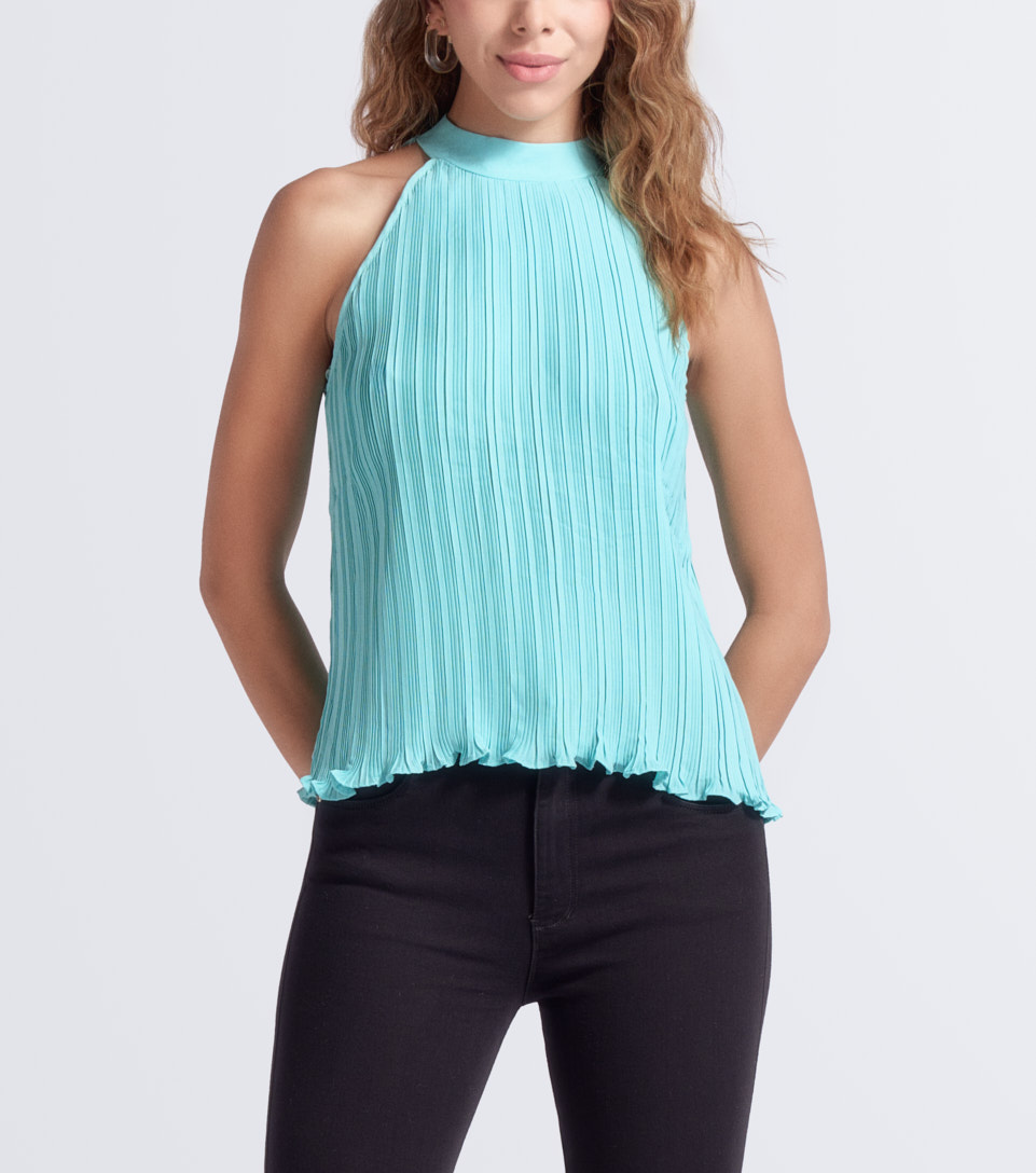 Blusa Plisada Unicolor Cuello Alto Derek 834010 FS