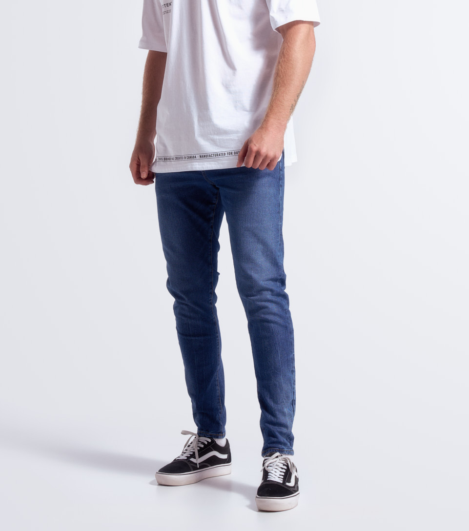 Jean Para Hombre Con Proceso Medio Y Bolsillos Unser 831617 AZ