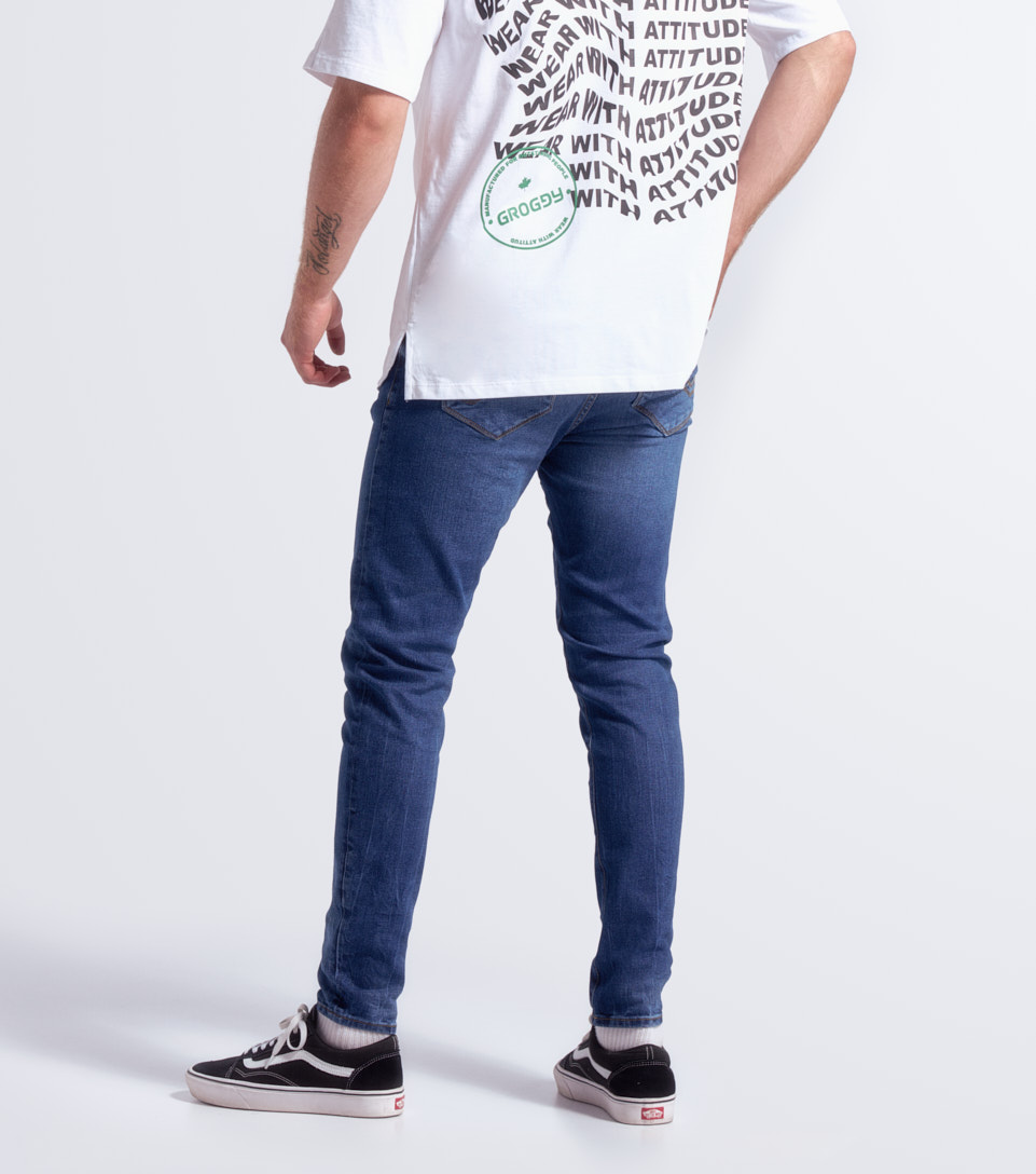 Jean Para Hombre Con Proceso Medio Y Bolsillos Unser 831617 AZ