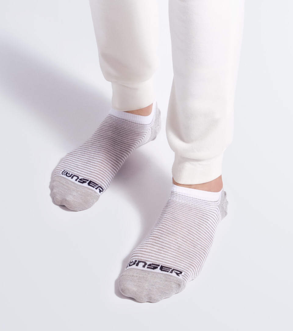 Media Para Hombre Bipack Invisible A Rayas Con Texto Unser 833881 GR