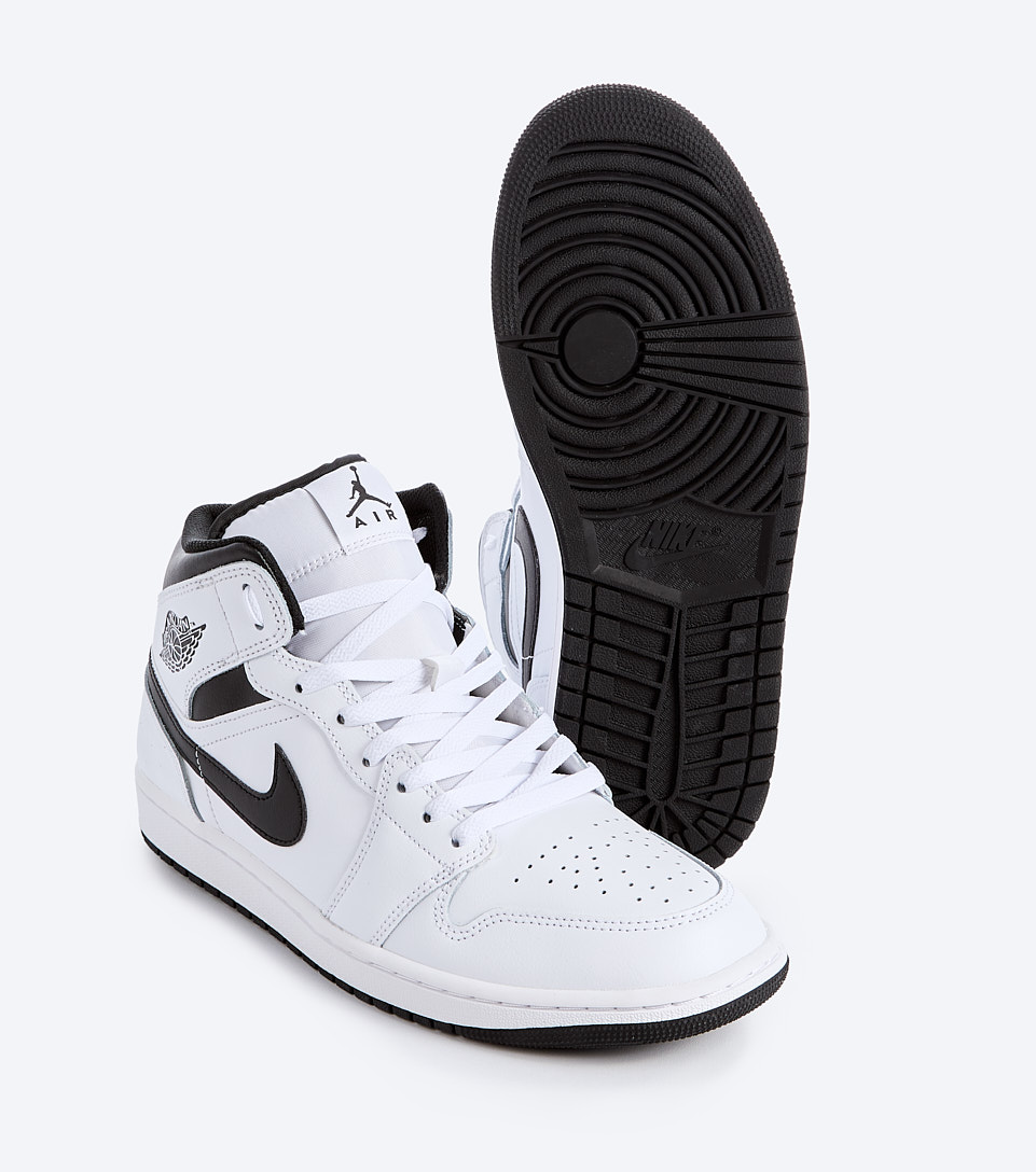 Tenis Nike Air Jordan Mid 127300 BL