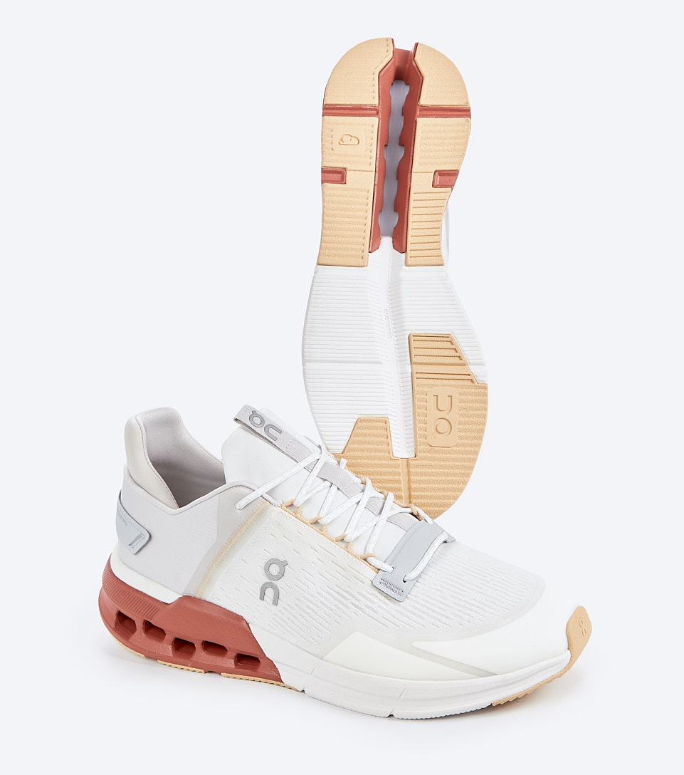 Tenis On Running Cloudnova Flux 127652 BL