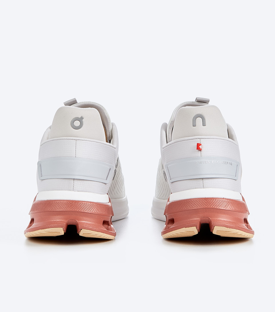 Tenis On Running Cloudnova Flux 127652 BL
