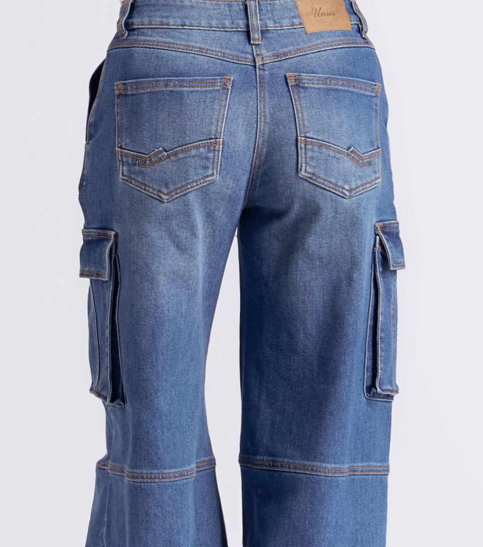 Bernes Nina Pantalon Con Bolsillos Y Corte Unser 831836 AZ